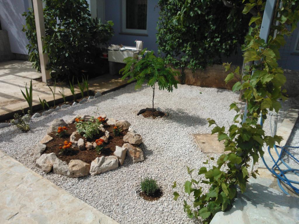 Apartments Jerine ตรีบูนย์ ห้อง รูปภาพ